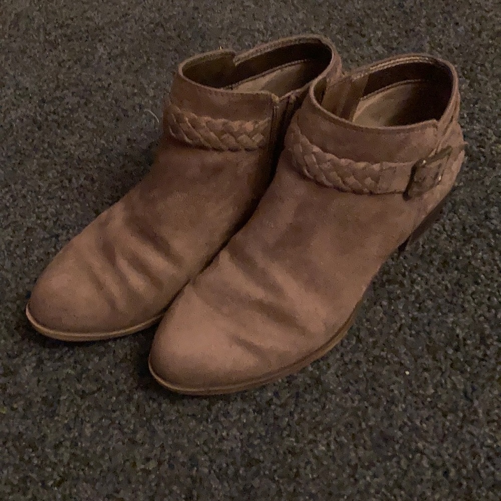 Ankle boots